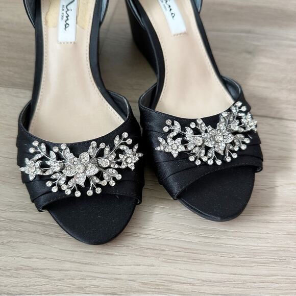 Nina Emiko Embellished Open-Toe Wedge Pumps in Black sz 7 - Picture 8 of 10
